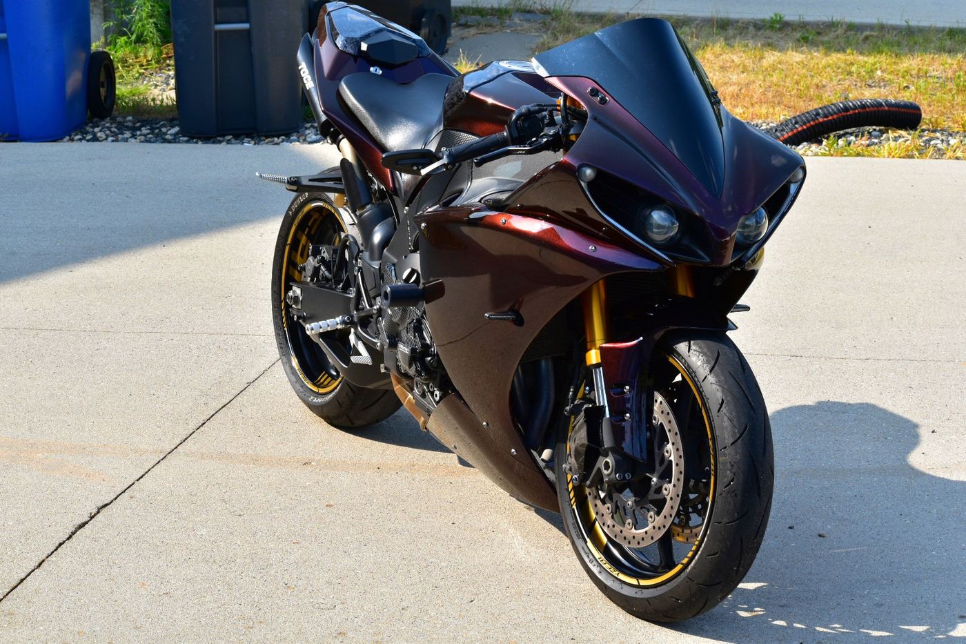 Yamaha R1 sport bike