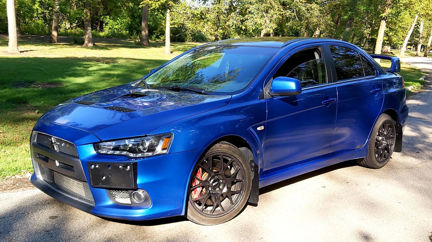 Blue Mitsubishi Lancer Evolution